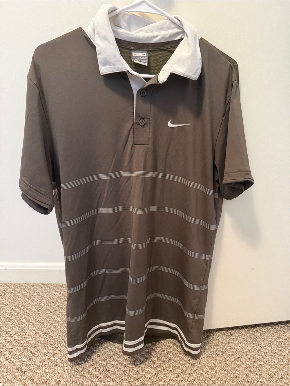 Nike Men’s Brown Polo